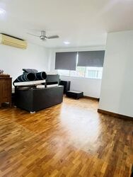 Straits Gardens (D27), Terrace #540533341